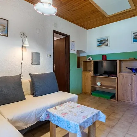 In Stivan With Balcony, Air Conditioning, Wifi, Washing Machine 5196-1