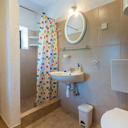 In Stivan With Balcony, Air Conditioning, Wifi, Washing Machine 5196-1 Apartmán Pernata